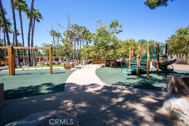 19 Inglenook, Irvine, CA 92602