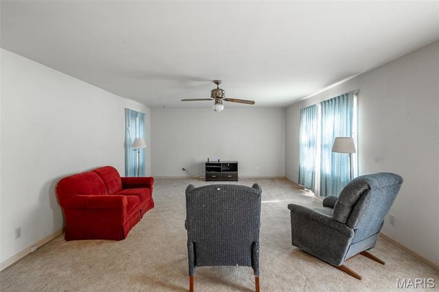 9562 Highway C, Poplar Bluff, MO 63901