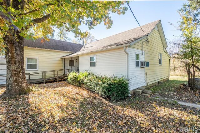 9562 Highway C, Poplar Bluff, MO 63901