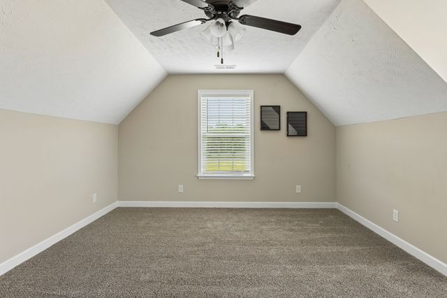 7706 Alameda Dr, Murfreesboro, TN 37127