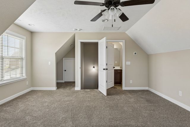 7706 Alameda Dr, Murfreesboro, TN 37127