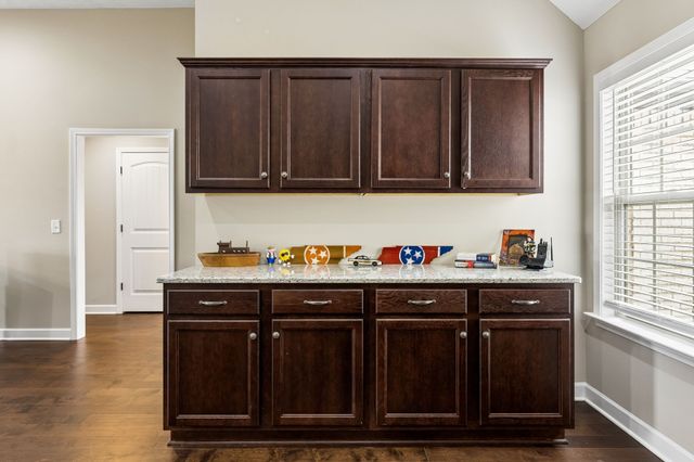 7706 Alameda Dr, Murfreesboro, TN 37127