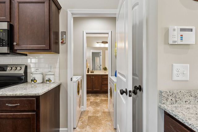 7706 Alameda Dr, Murfreesboro, TN 37127