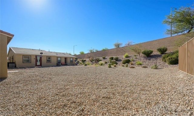 2675 Chinaberry Hill Street, Laughlin, NV 89029