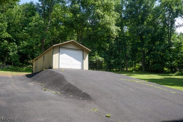 90 Musconetcong River Rd, Lebanon Twp., NJ 07882