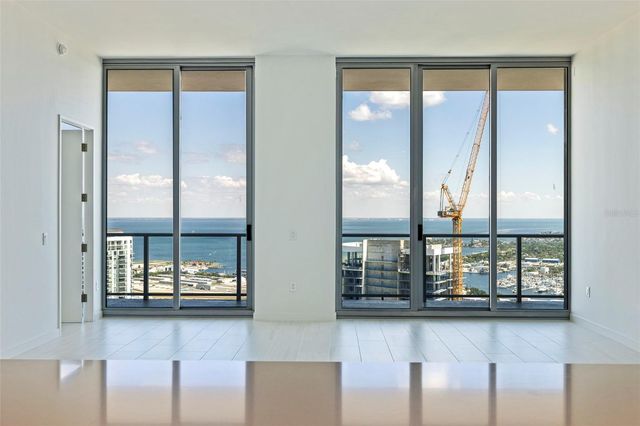 400 CENTRAL AVENUE 3906, St Petersburg, FL 33701