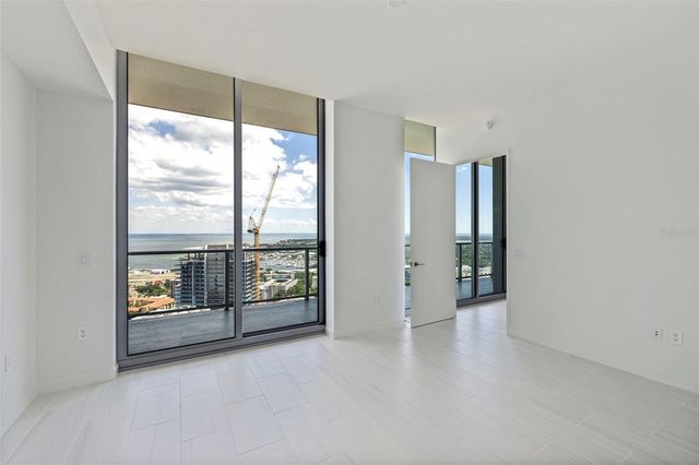 400 CENTRAL AVENUE 3906, St Petersburg, FL 33701