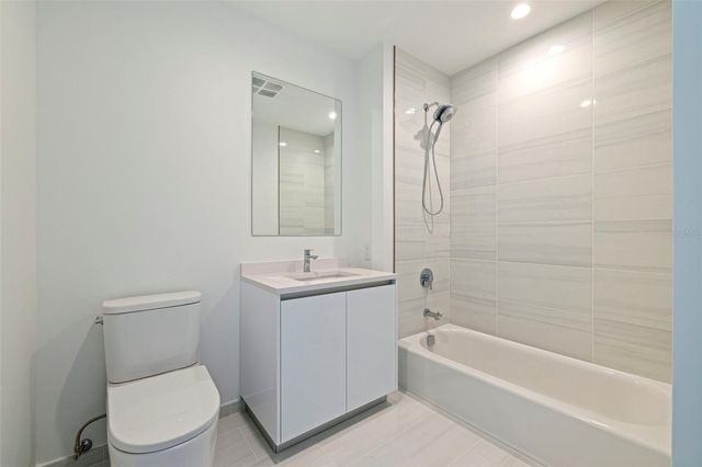 400 CENTRAL AVENUE 3906, St Petersburg, FL 33701