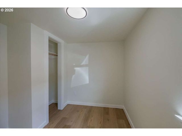 2404 10TH St, Tillamook, OR 97141