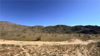 11311 La Mesa, Apple Valley, CA 92307