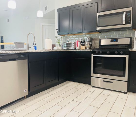 224 WARDOUR CASTLE Place, El Paso, TX 79928