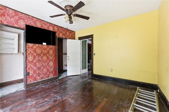 1321 W 40th Street, Kansas City, MO 64111