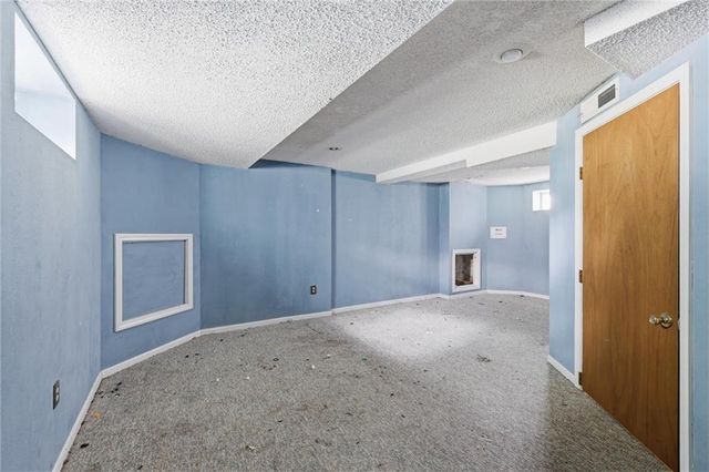 1321 W 40th Street, Kansas City, MO 64111