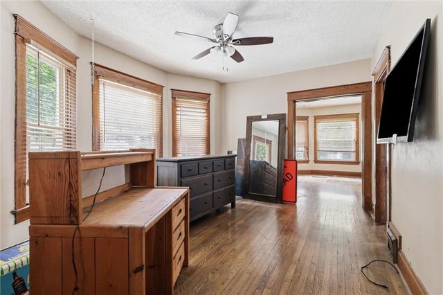1321 W 40th Street, Kansas City, MO 64111