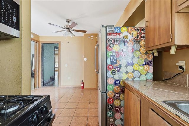 1321 W 40th Street, Kansas City, MO 64111