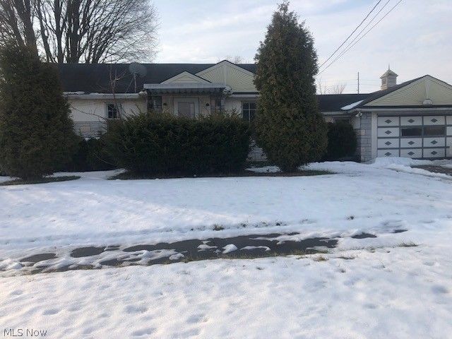 1351 Ivanhoe, Youngstown, OH 44502