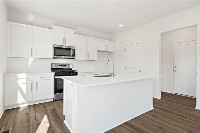 25261 W 177th Terrace, Gardner, KS 66030