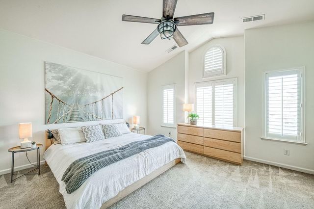 1173 E Carnoustie Avenue, Fresno, CA 93730