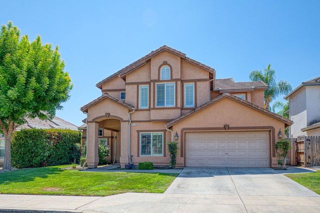 1173 E Carnoustie Avenue, Fresno, CA 93730