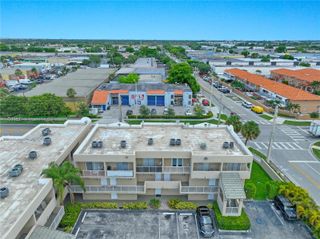 2610 W 76th St 210, Hialeah, FL 33016