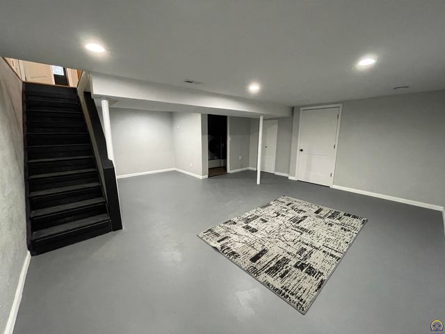 1270 N Milton ST, Auburn, KS 66402