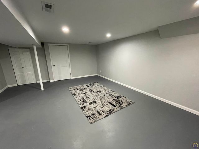 1270 N Milton ST, Auburn, KS 66402