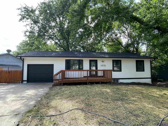 1270 N Milton ST, Auburn, KS 66402