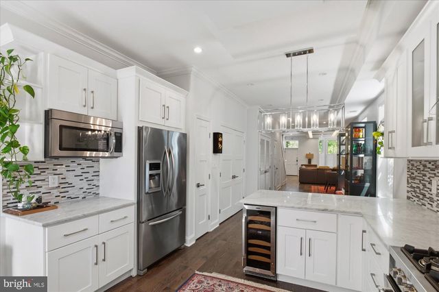 1414 COLUMBIA ST NW, Washington, DC 20001