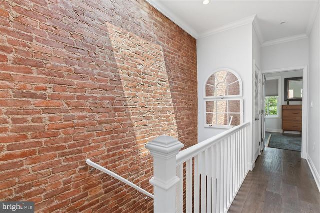 1414 COLUMBIA ST NW, Washington, DC 20001