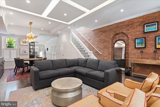 1414 COLUMBIA ST NW, Washington, DC 20001
