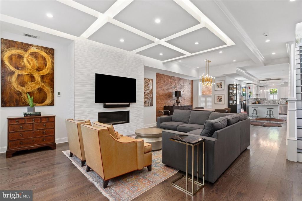 1414 COLUMBIA ST NW, Washington, DC 20001