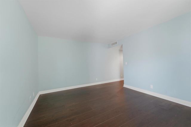 1700 Presidential Way 103, West Palm Beach, FL 33401