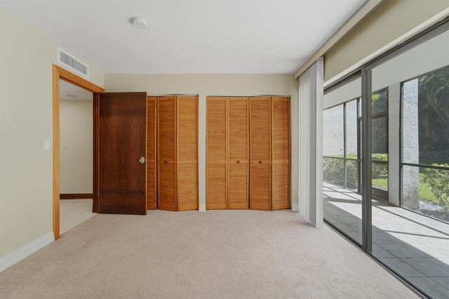 1700 Presidential Way 103, West Palm Beach, FL 33401
