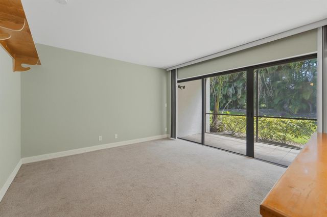 1700 Presidential Way 103, West Palm Beach, FL 33401