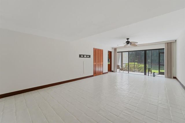 1700 Presidential Way 103, West Palm Beach, FL 33401