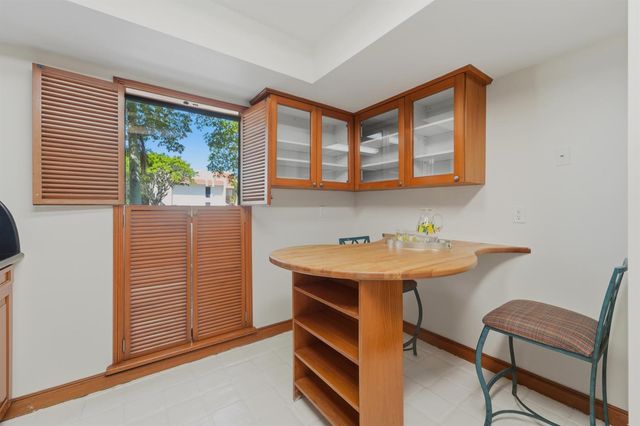 1700 Presidential Way 103, West Palm Beach, FL 33401