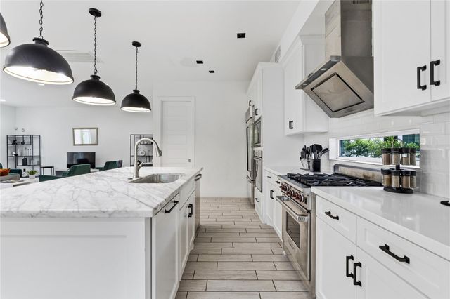 2025 Colquitt Street A, Houston, TX 77098