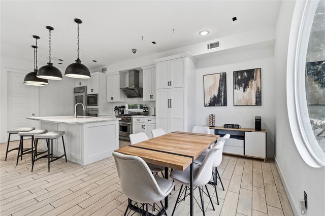 2025 Colquitt Street A, Houston, TX 77098