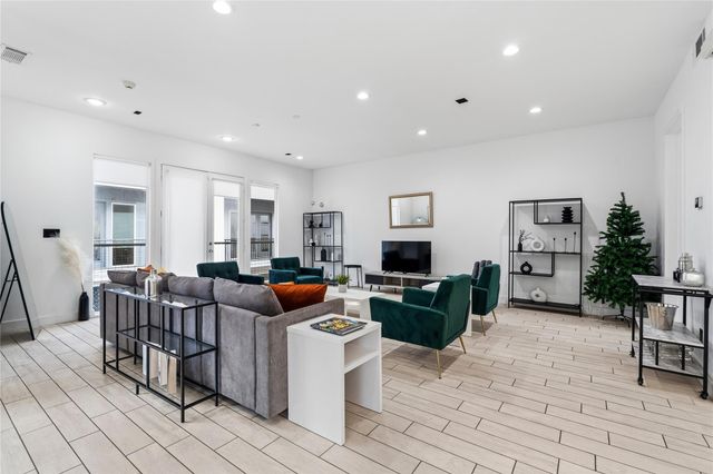 2025 Colquitt Street A, Houston, TX 77098