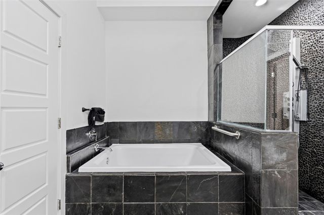 2025 Colquitt Street A, Houston, TX 77098