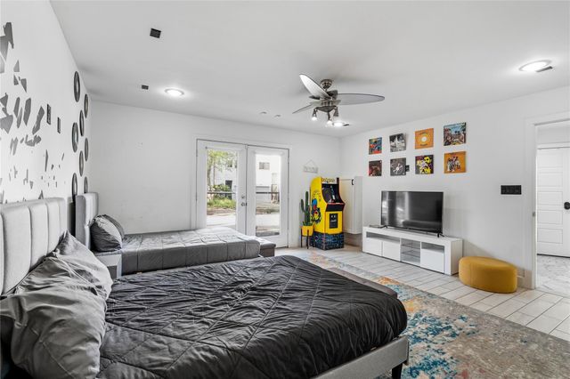 2025 Colquitt Street A, Houston, TX 77098