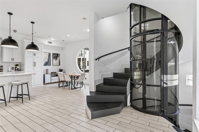 2025 Colquitt Street A, Houston, TX 77098