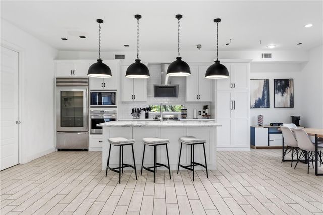 2025 Colquitt Street A, Houston, TX 77098