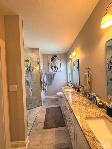 5596 Kailey Rd, Milton, FL 32583