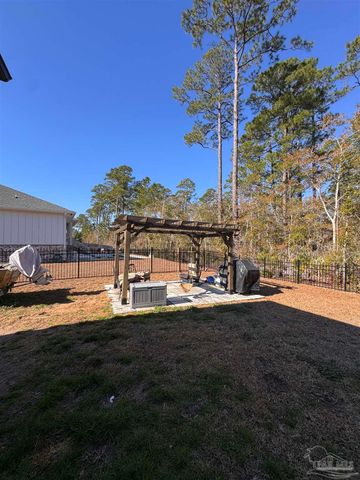 5596 Kailey Rd, Milton, FL 32583