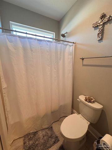 5596 Kailey Rd, Milton, FL 32583