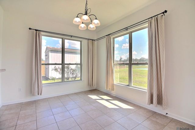 13896 Ponderosa Dr, Denham Springs, LA 70726