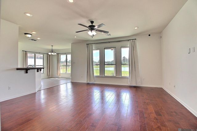 13896 Ponderosa Dr, Denham Springs, LA 70726