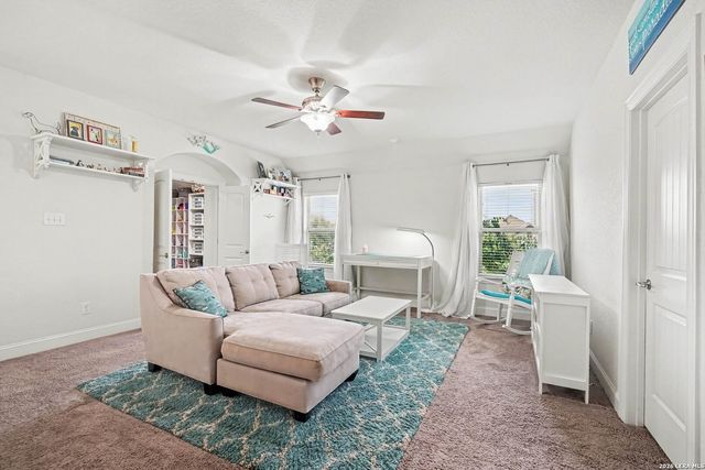 904 Carriage Loop, New Braunfels, TX 78132