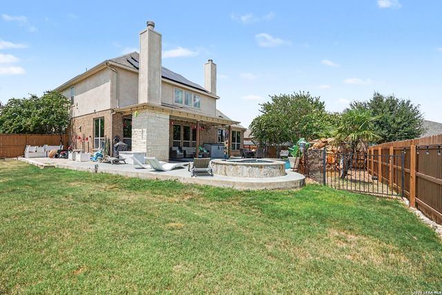 904 Carriage Loop, New Braunfels, TX 78132